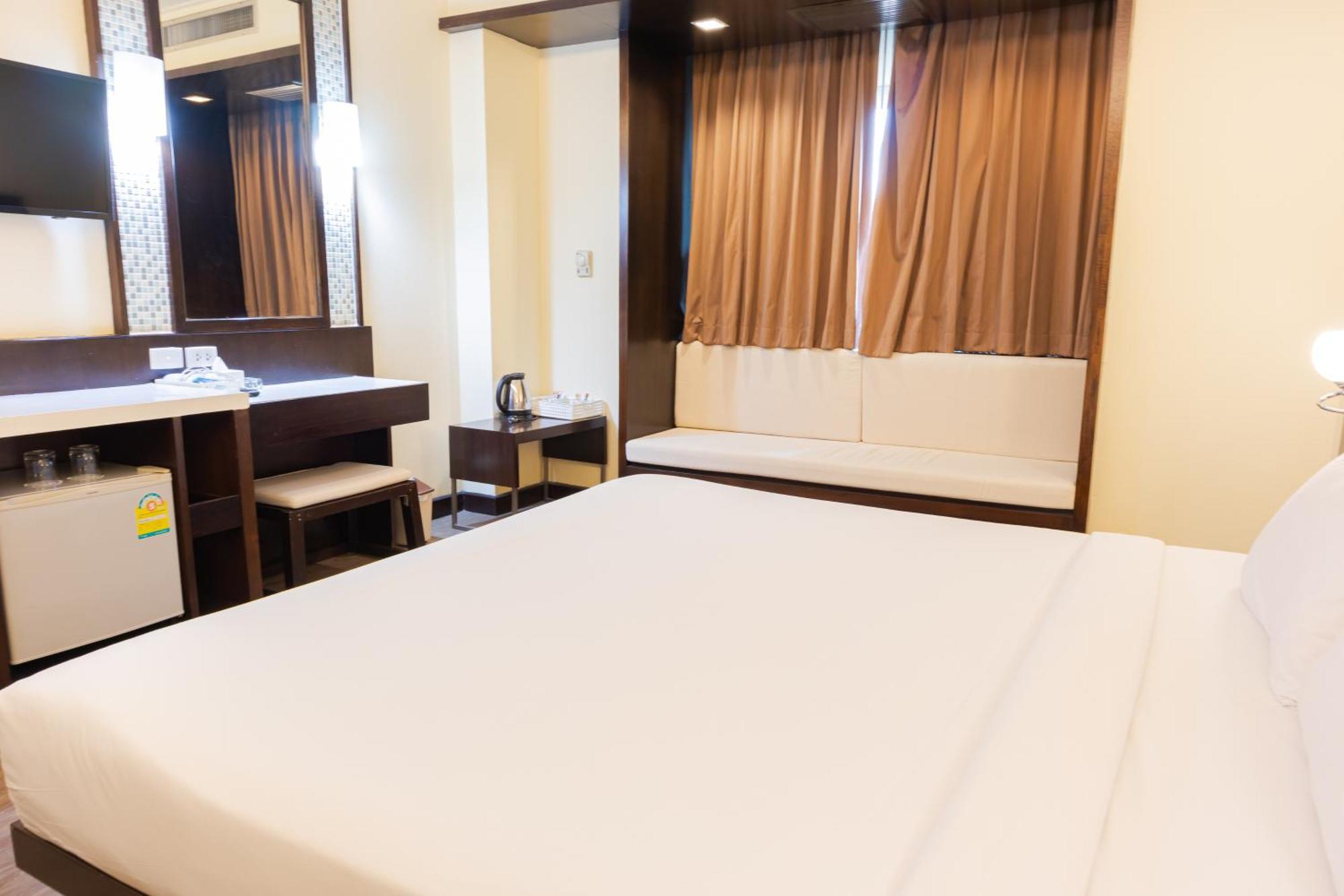 โรงแรม ซิตี้พาร์ค โคราช City Park Hotel Nakhonratchasima Exterior photo