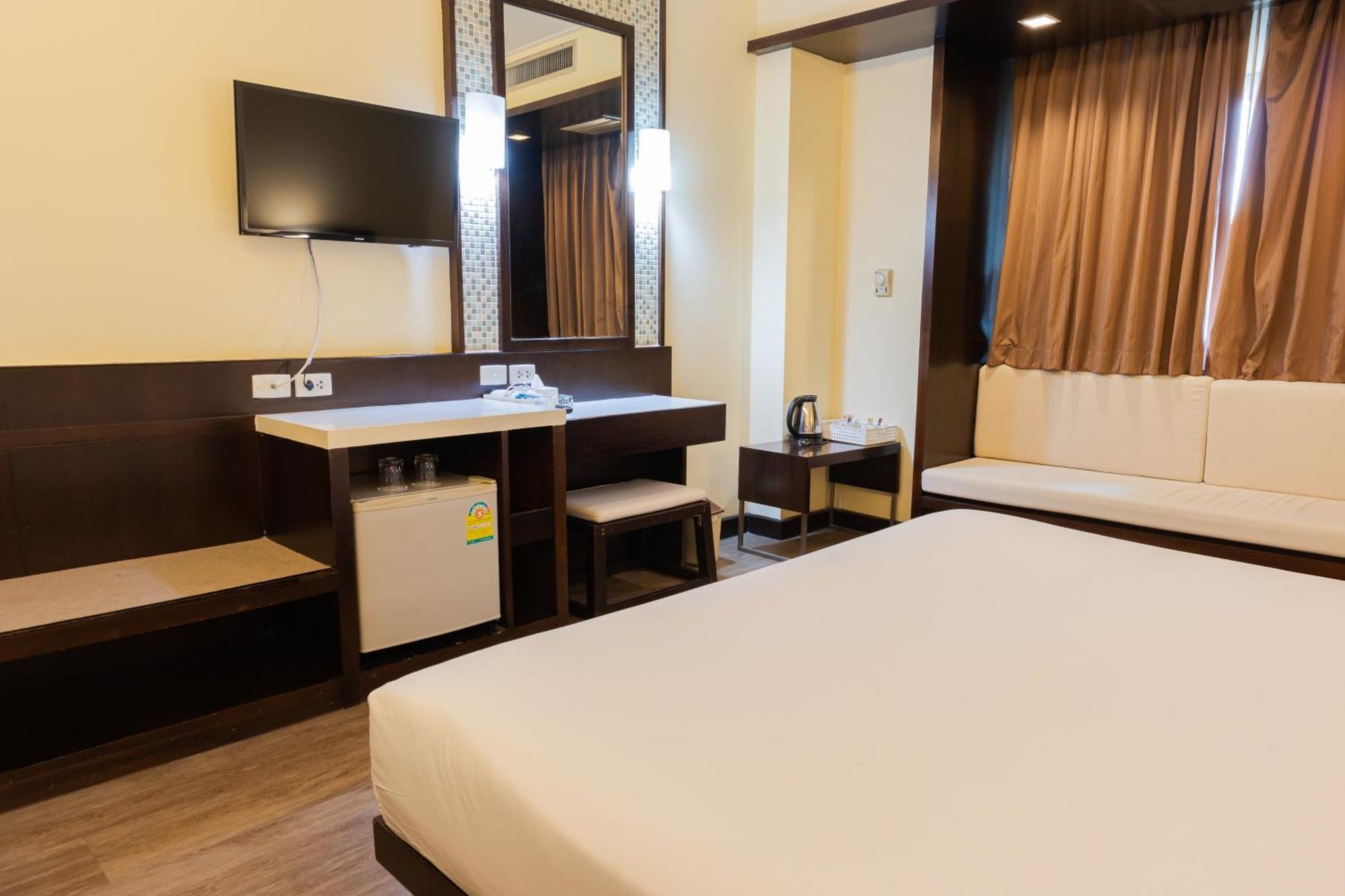 โรงแรม ซิตี้พาร์ค โคราช City Park Hotel Nakhonratchasima Exterior photo