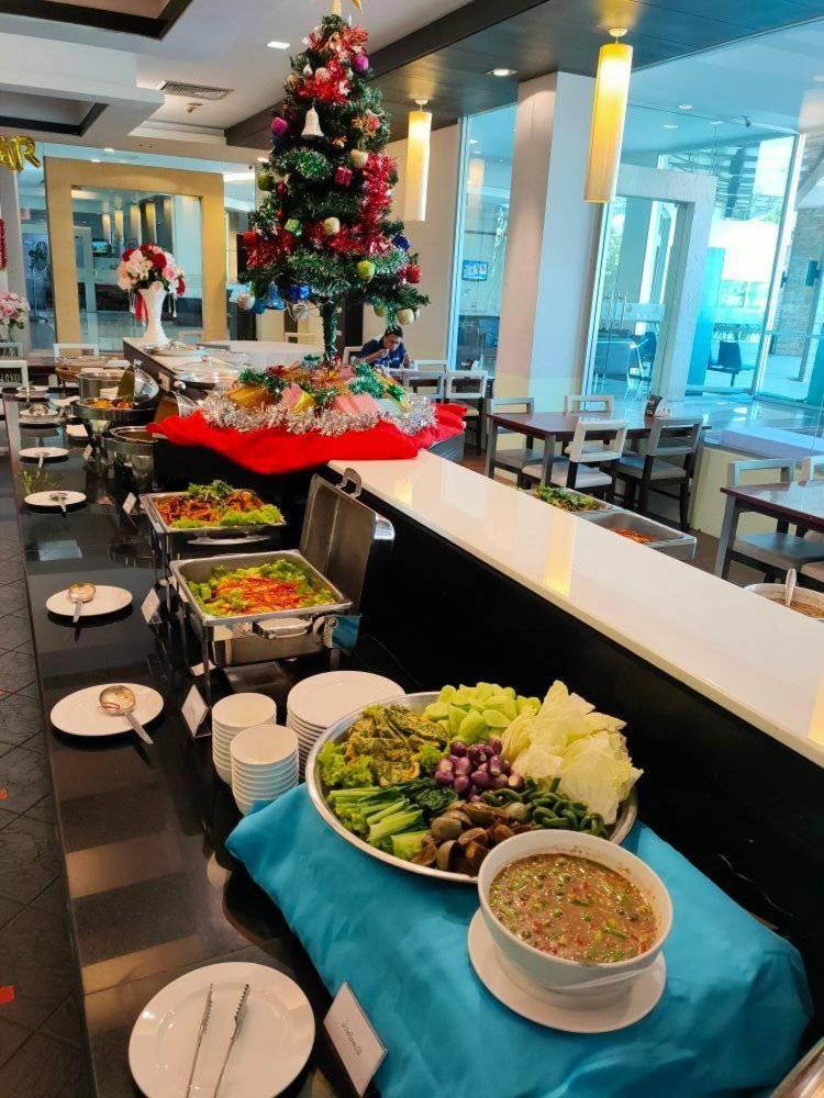โรงแรม ซิตี้พาร์ค โคราช City Park Hotel Nakhonratchasima Exterior photo