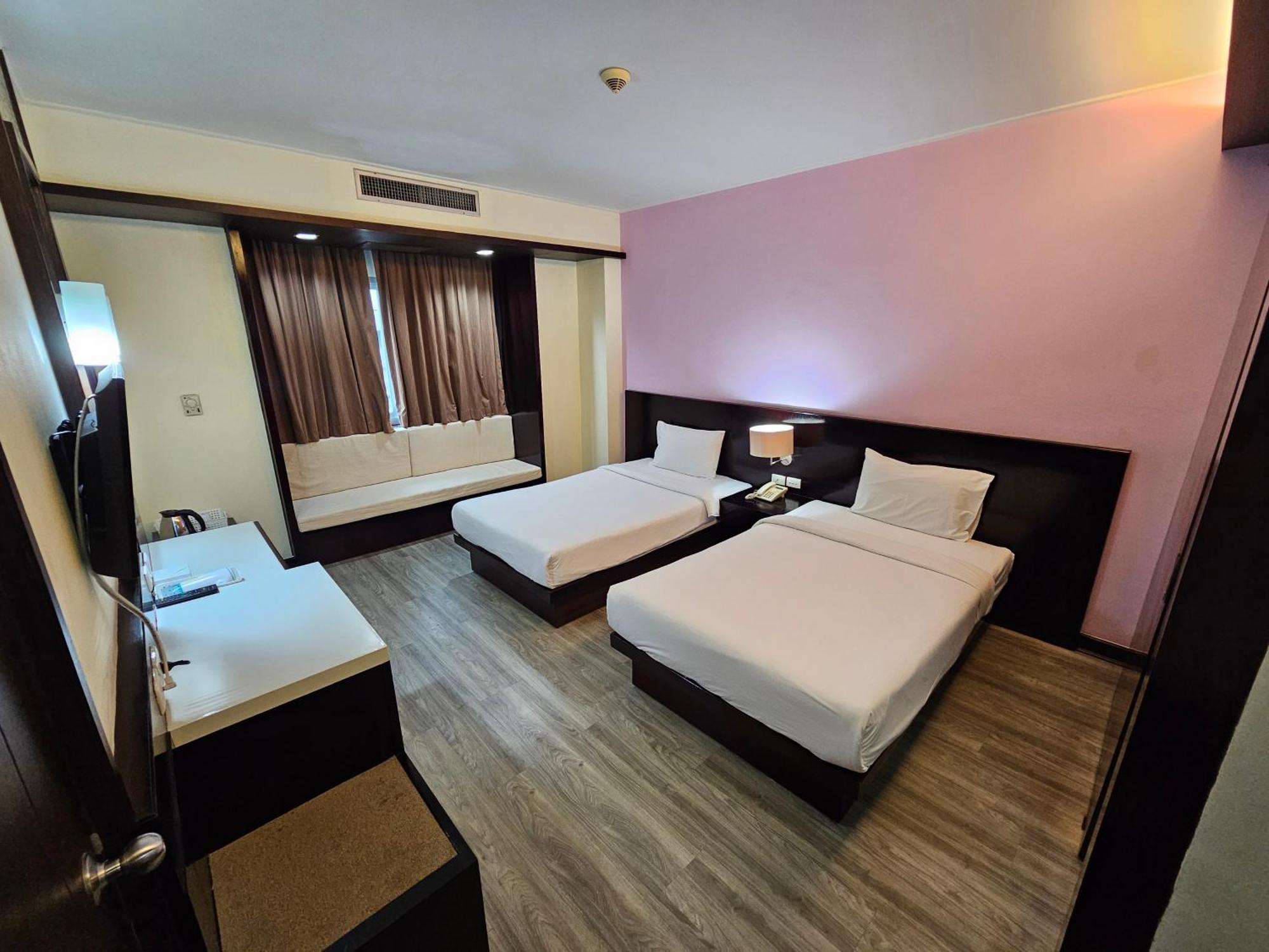 โรงแรม ซิตี้พาร์ค โคราช City Park Hotel Nakhonratchasima Exterior photo